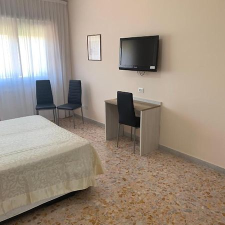 Bed and Breakfast Domus Della Radio Roma Exterior foto