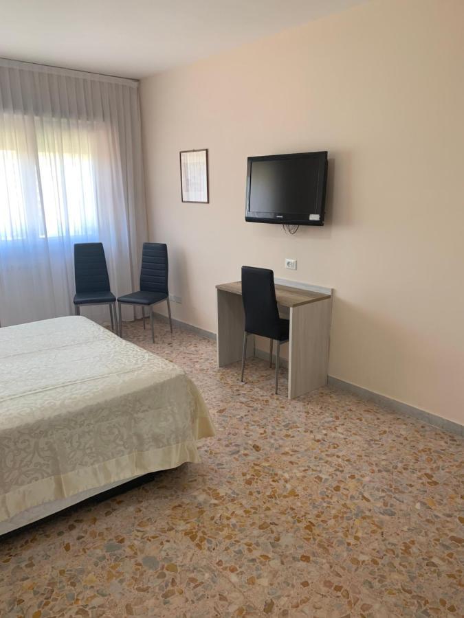 Bed and Breakfast Domus Della Radio Roma Exterior foto